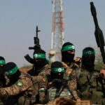 Brigade Al-Qassam Selamatkan Seorang Tawanan Israel yang Ingin Bunuh Diri